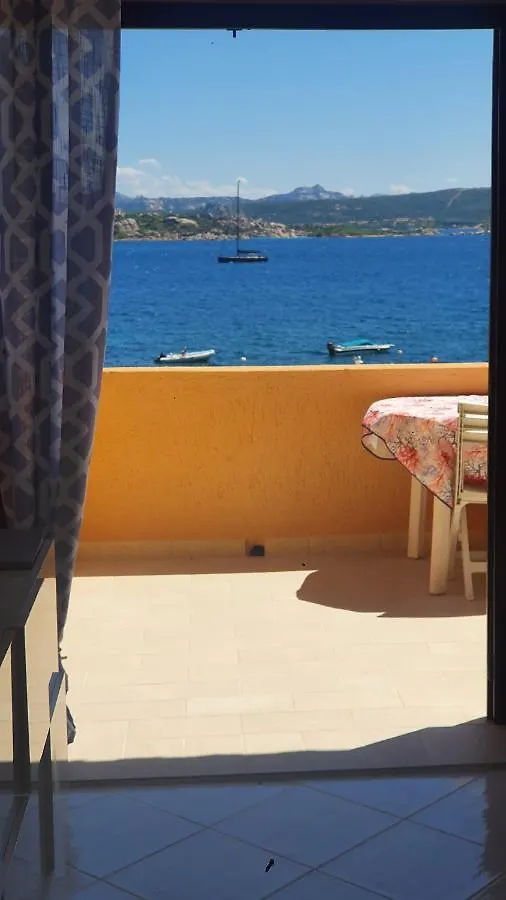 Appartamento Oltremare vista mare La Maddalena